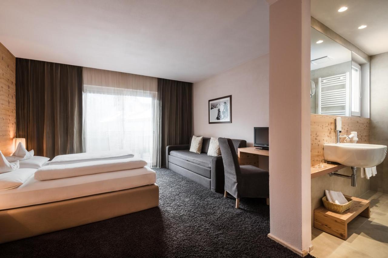קמפו טורס Hotel Heini מראה חיצוני תמונה